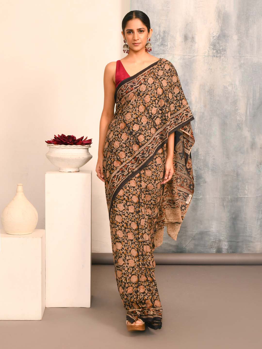 MIDNIGHT FLORAL GRACE (KALAMKARI 100% PURE COTTON SAREE)