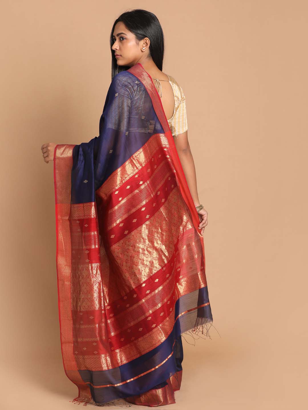 Indethnic Maheshwari Handloom Silk Cotton Saree - View 3
