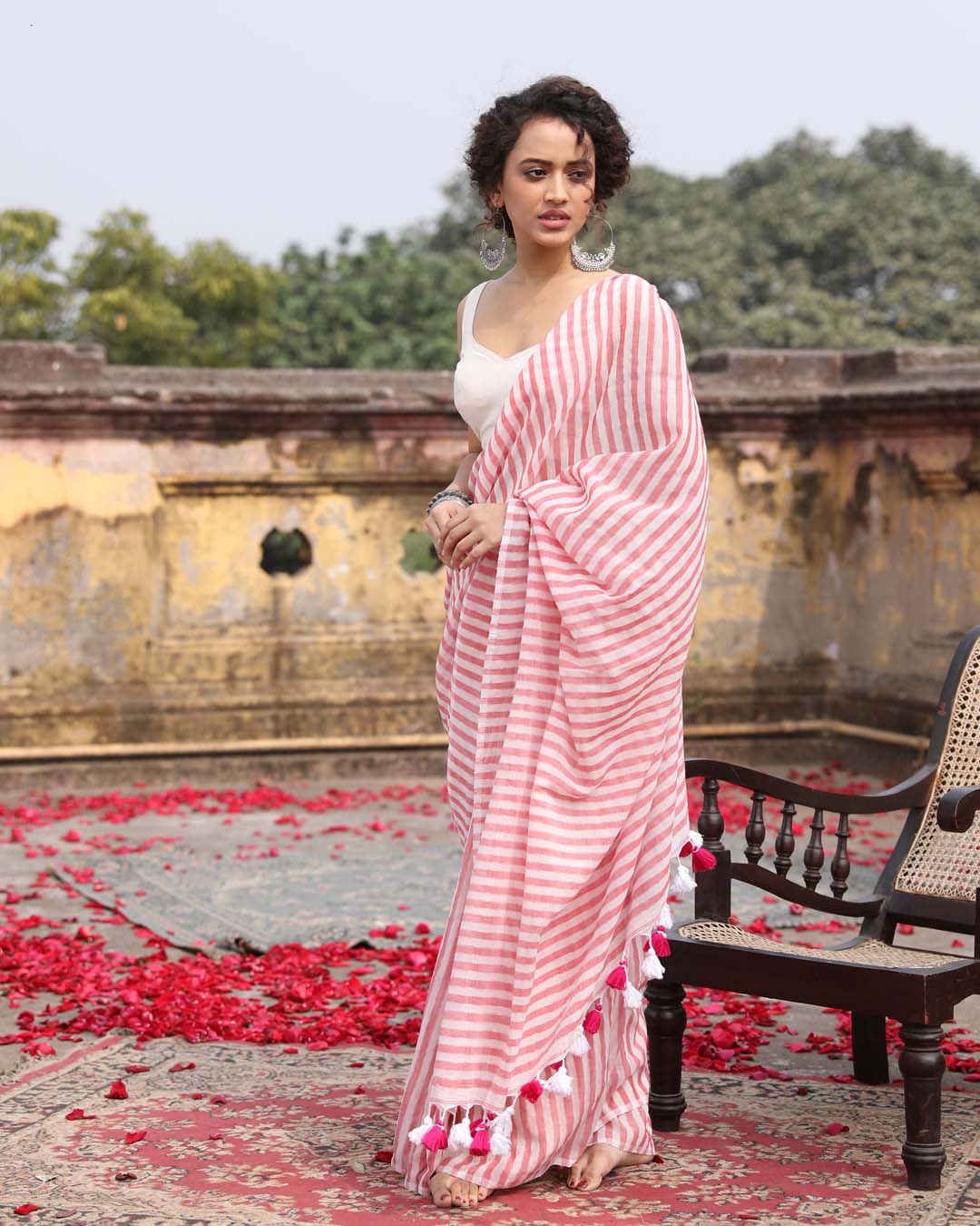 CRIMSON SPECTRUM (HANDLOOM 100% PURE COTTON SAREE)