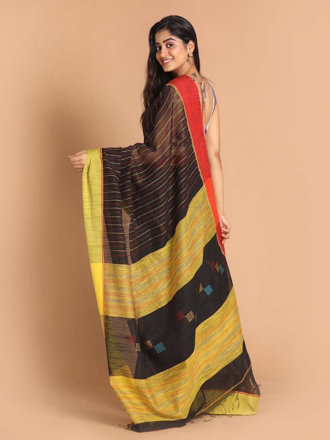 Indethnic Black Bengal Handloom Cotton Blend Work Saree - View 3