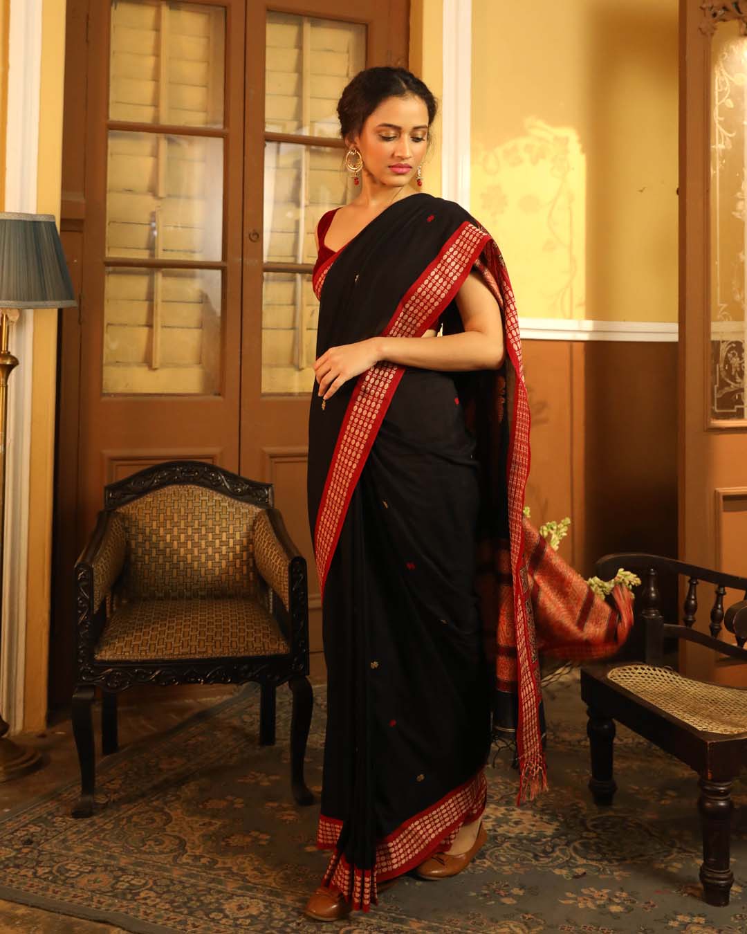 MIDNIGHT ELEGANCE (BENGAL HANDLOOM 100% PURE COTTON SAREE)