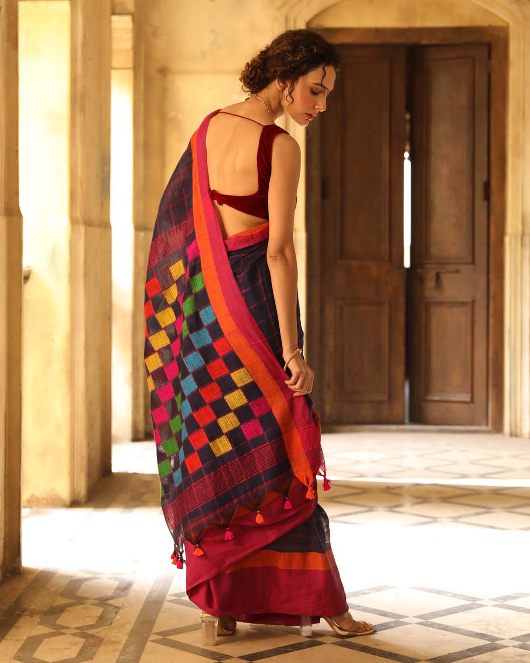 MIDNIGHT ELEGANCE (BENGAL HANDLOOM 100% PURE COTTON SAREE)