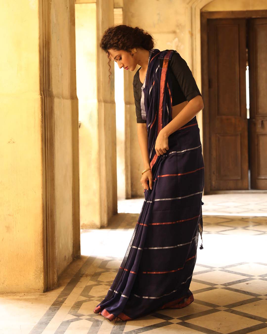 OCEANIC EMBRACE (BENGAL HANDLOOM 100% PURE COTTON SAREE)