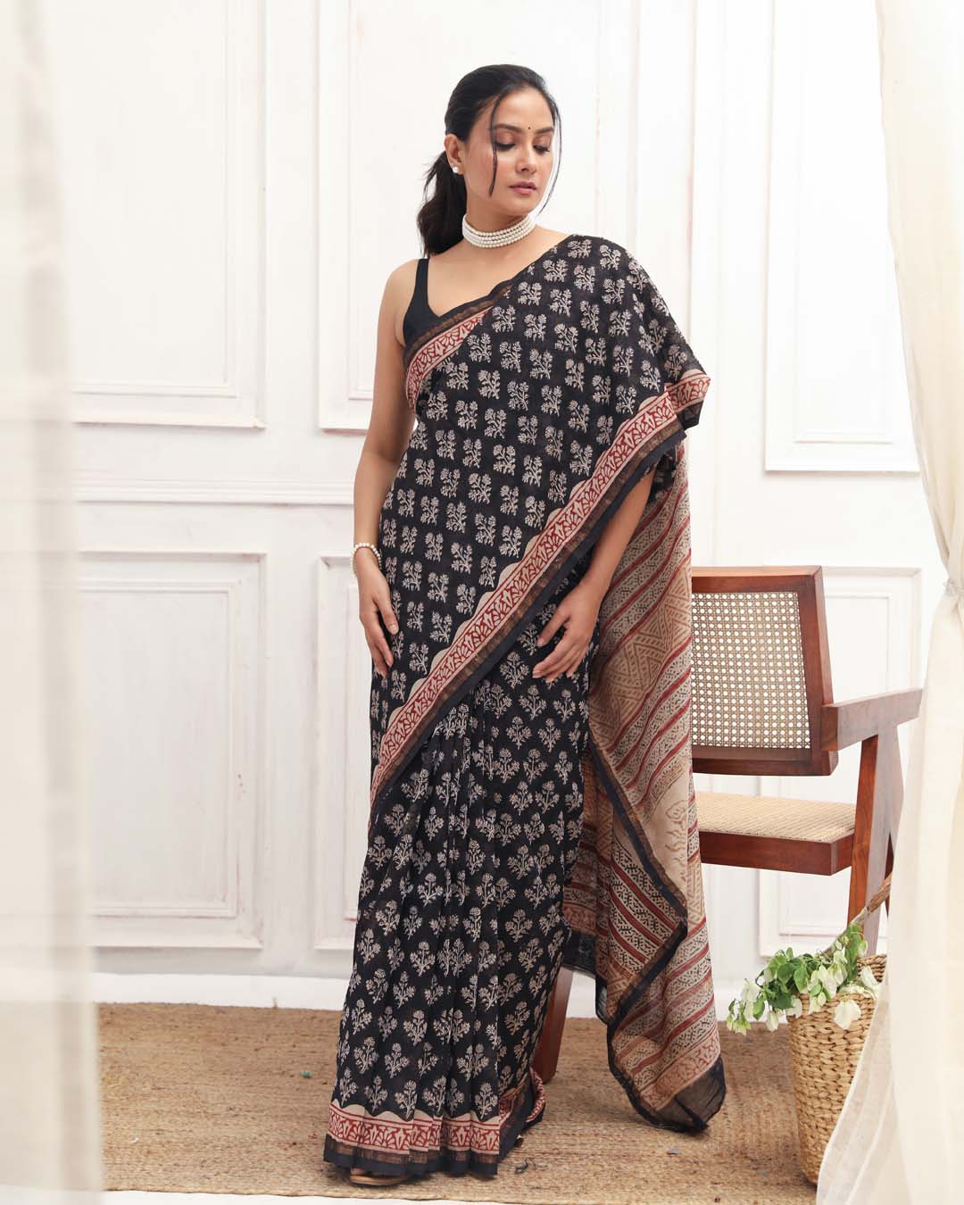 MIDNIGHT MUSE: (BAGRU SILK COTTON SAREE)