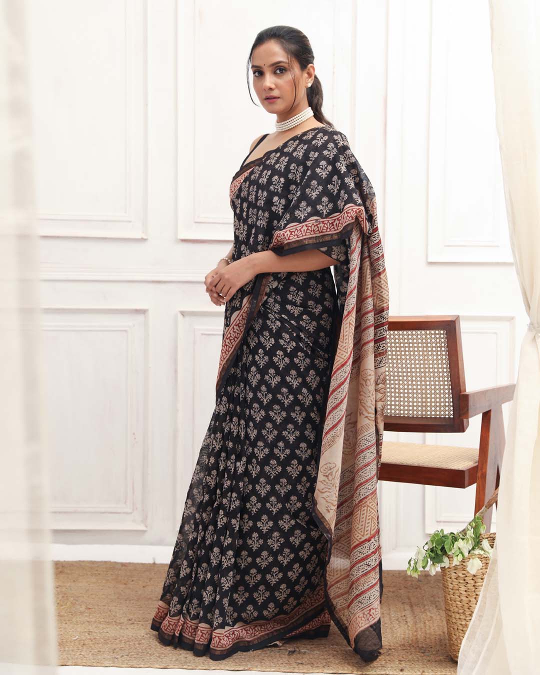 MIDNIGHT MUSE: (BAGRU SILK COTTON SAREE)