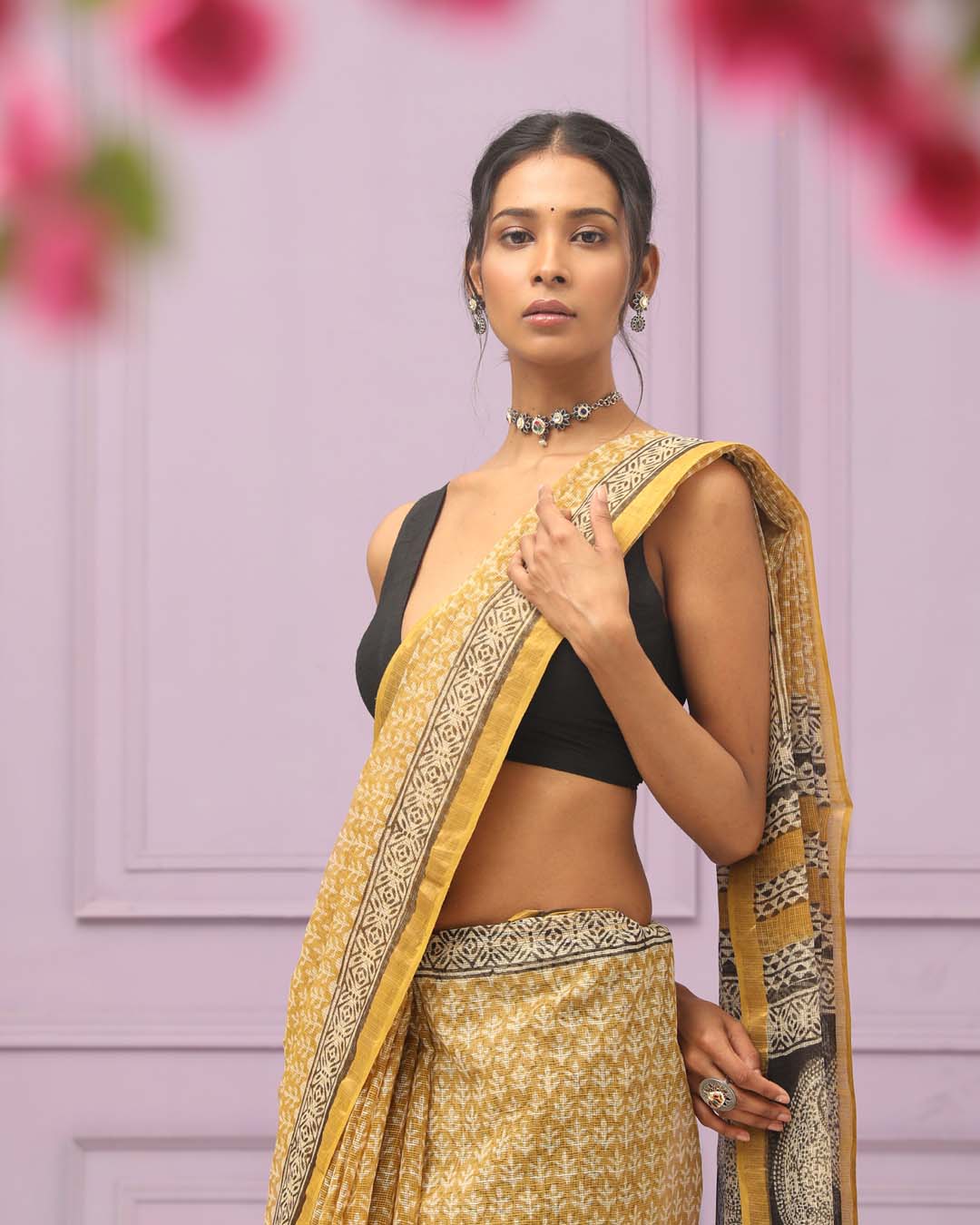 BEIGE WHIMSY (BAGRU SILK COTTON SAREE)