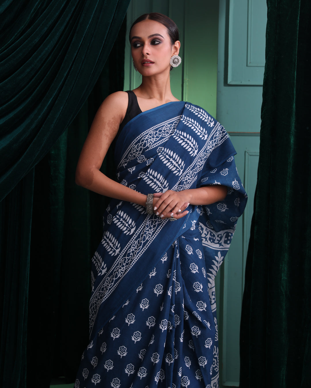 CERULEAN CLASSIC (BAGRU MUL MUL COTTON SAREE)