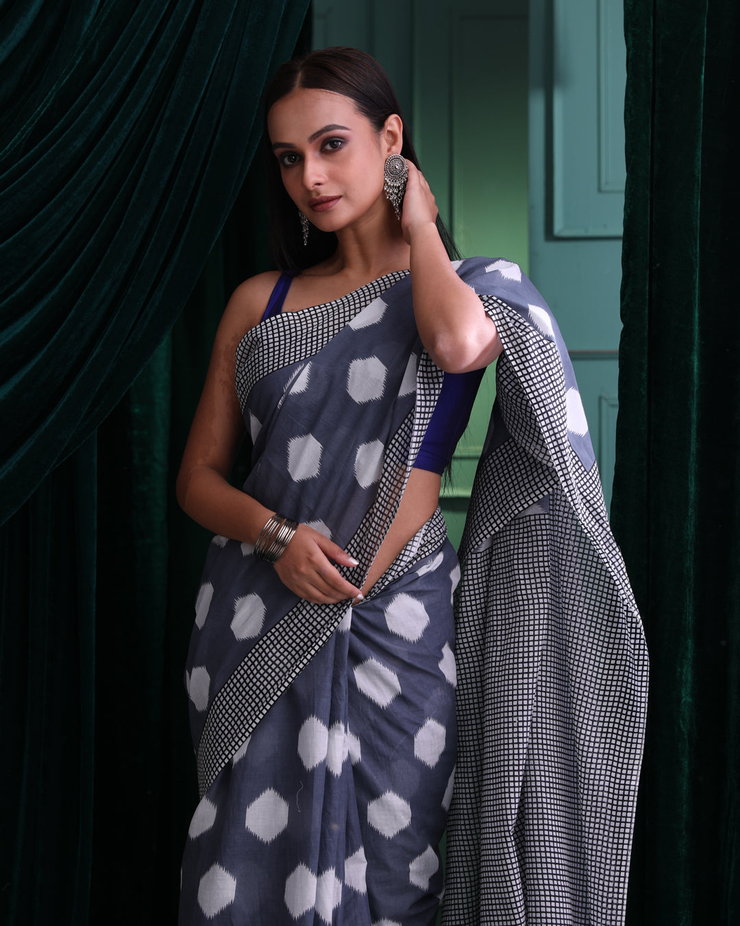 GREY HARMONY (IKKAT MUL MUL COTTON SAREE)