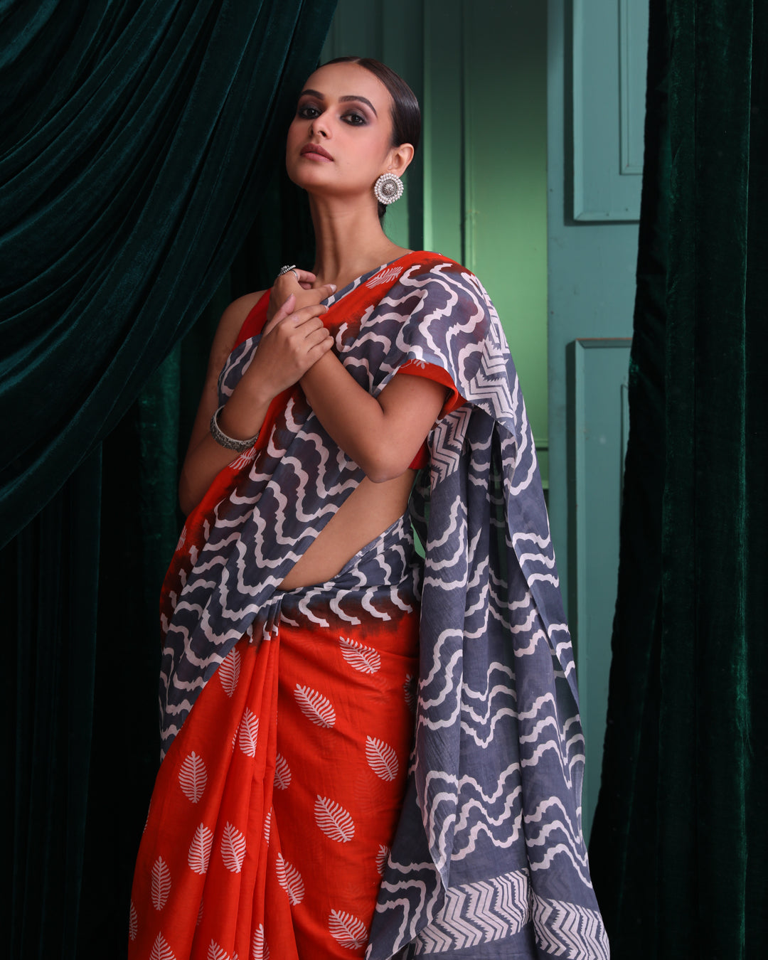 AMBER GLOW (BAGRU MUL MUL COTTON SAREE)