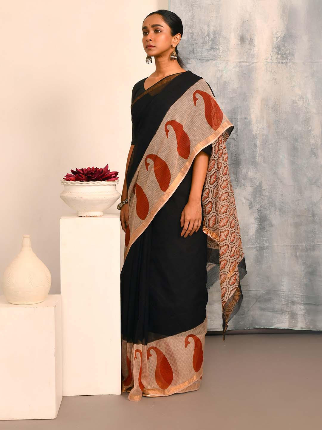MIDNIGHT MYSTIQUE (BAGRU SILK COTTON SAREE)