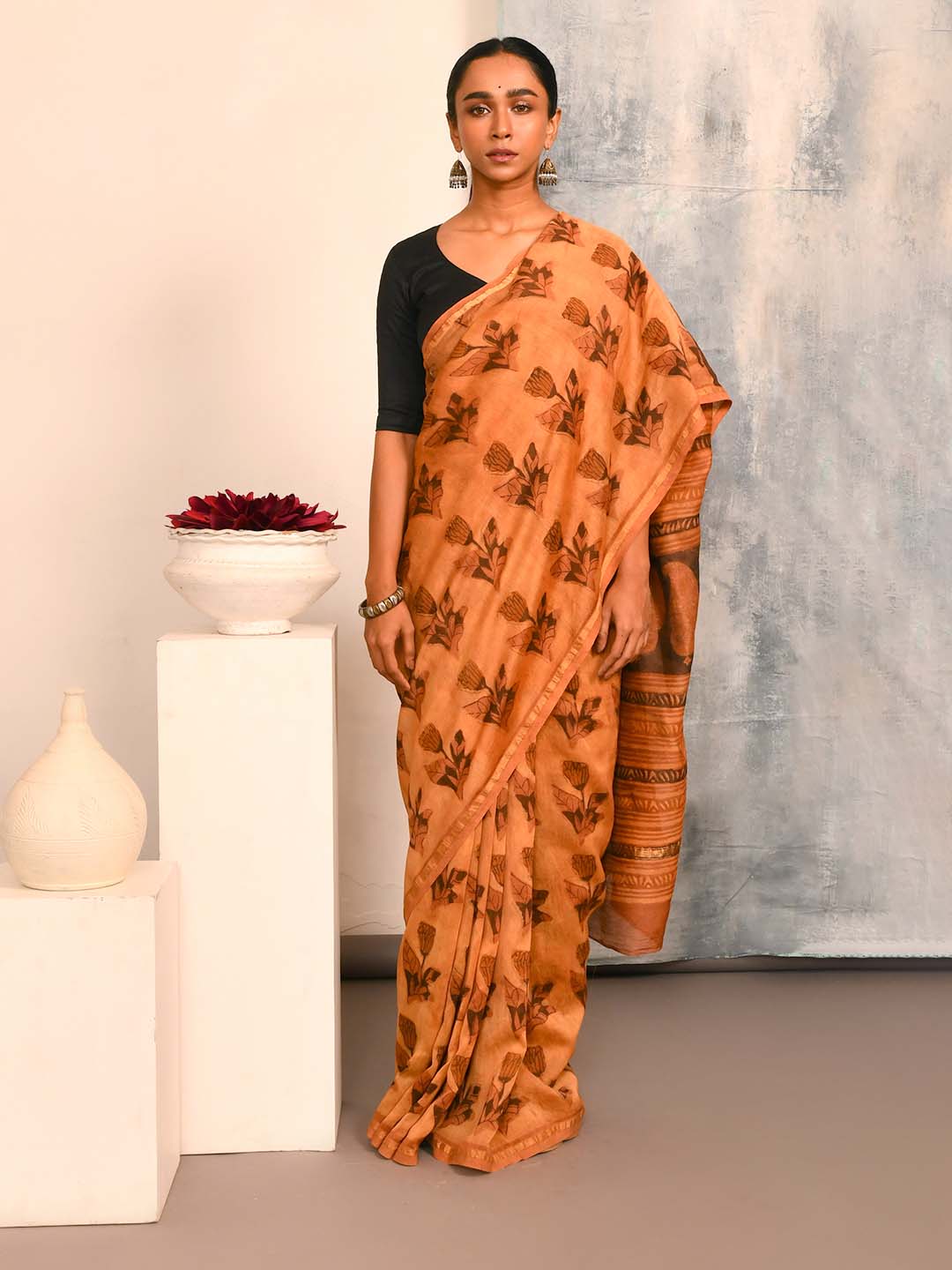 GOLDEN ELEGANCE (BAGRU SILK COTTON SAREE)