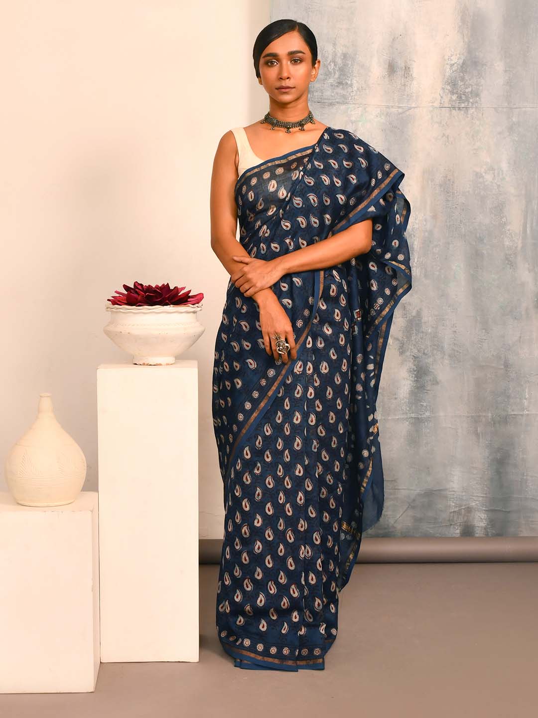 NOIR ESSENCE (BAGRU SILK COTTON SAREE)