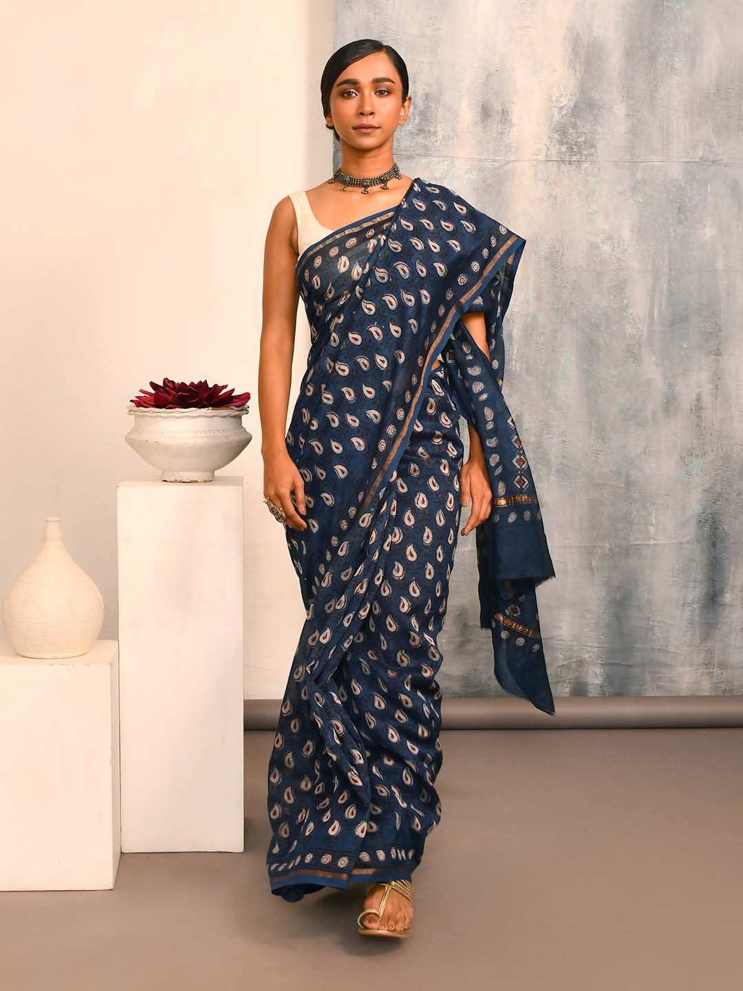 NOIR ESSENCE (BAGRU SILK COTTON SAREE)