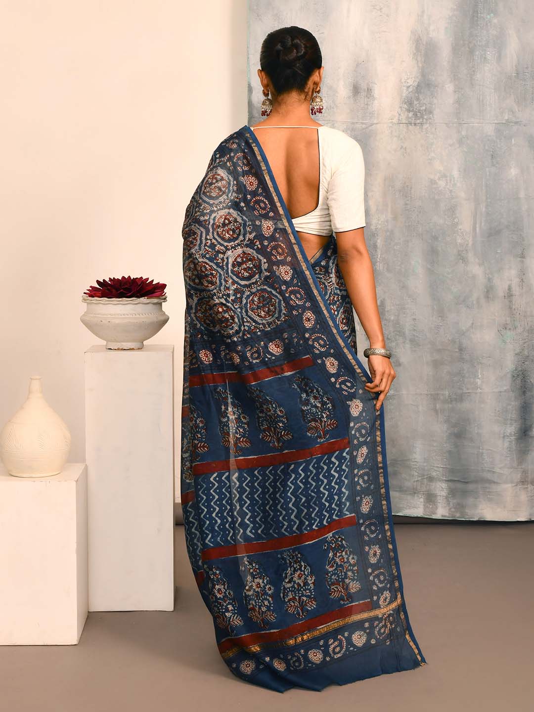 INDIGO HARMONY (BAGRU SILK COTTON SAREE)