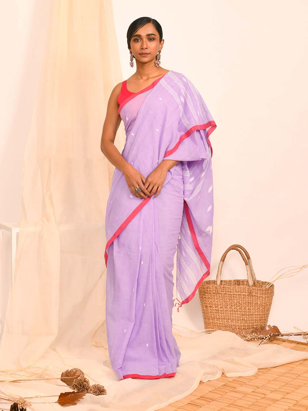 AMETHYST DREAM (HANDLOOM 100% PURE COTTON SAREE)