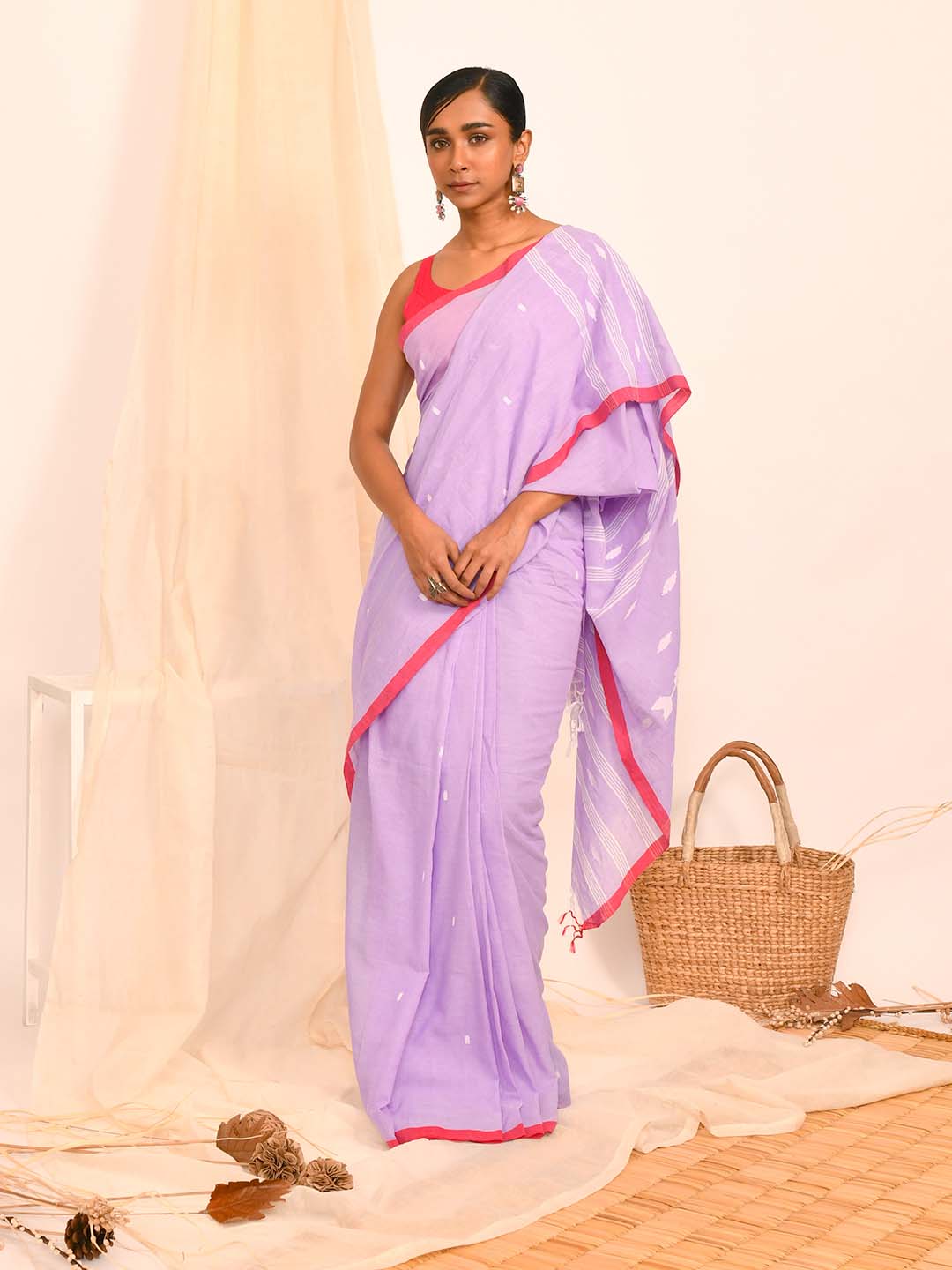 AMETHYST DREAM (HANDLOOM 100% PURE COTTON SAREE)