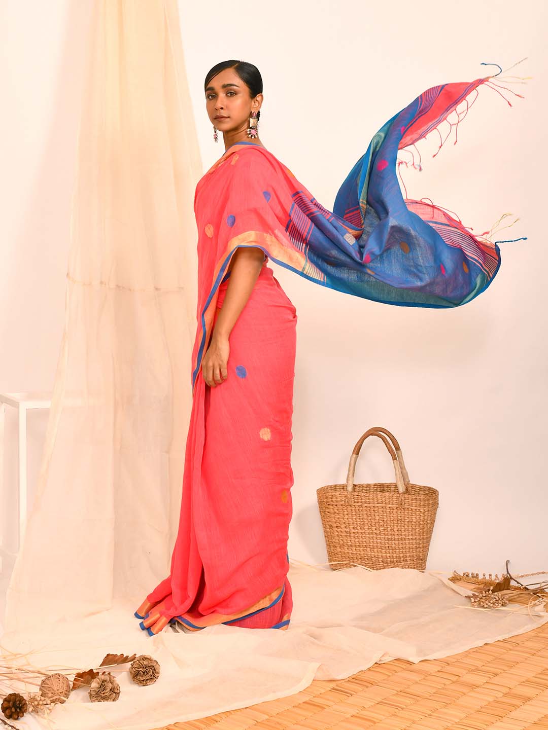 BLUSH RADIANCE (HANDLOOM LIVA SAREE)