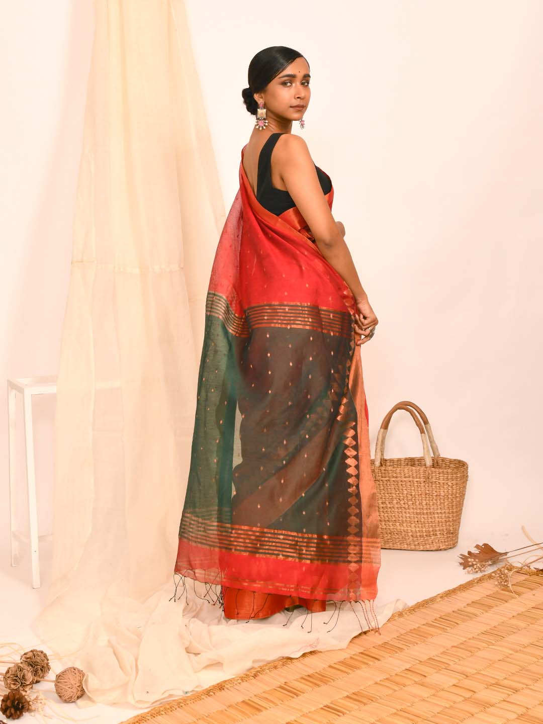 RUSTIC ELEGANCE (HANDLOOM COTTON BLEND SAREE)
