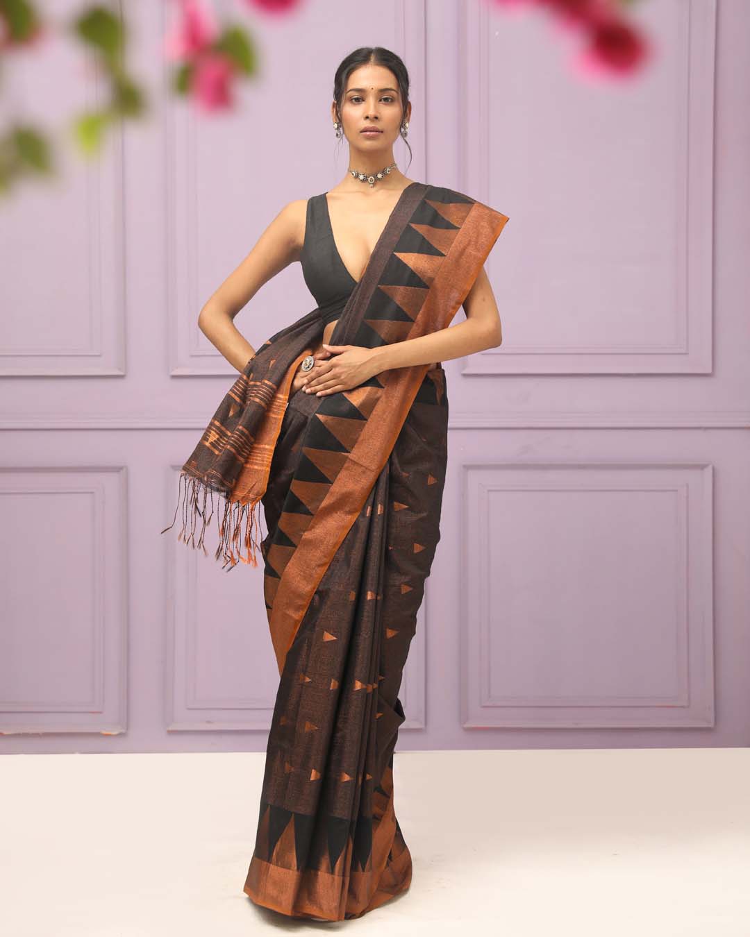 NOIR LEGACY (HANDLOOM COTTON BLEND SAREE)