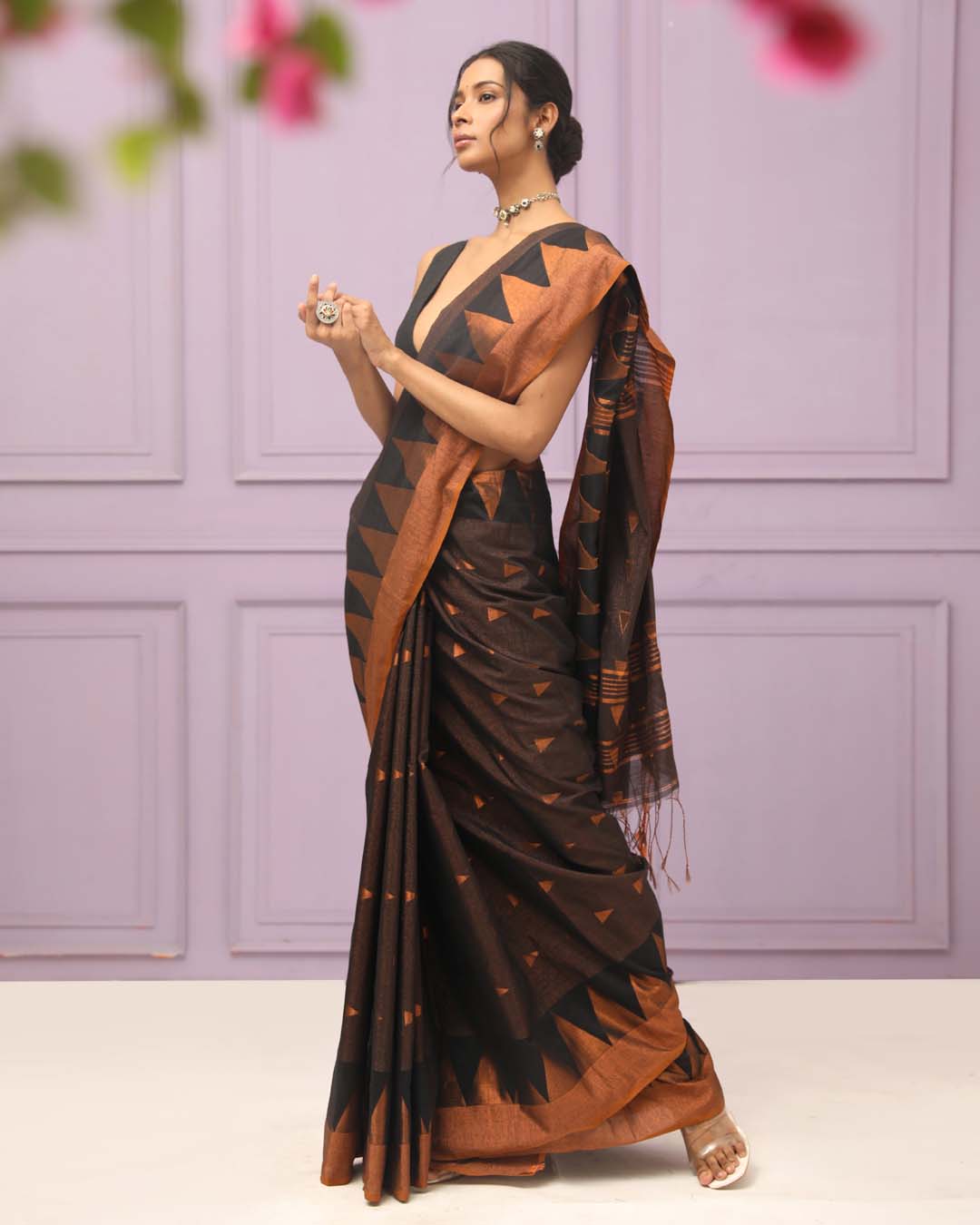 NOIR LEGACY (HANDLOOM COTTON BLEND SAREE)