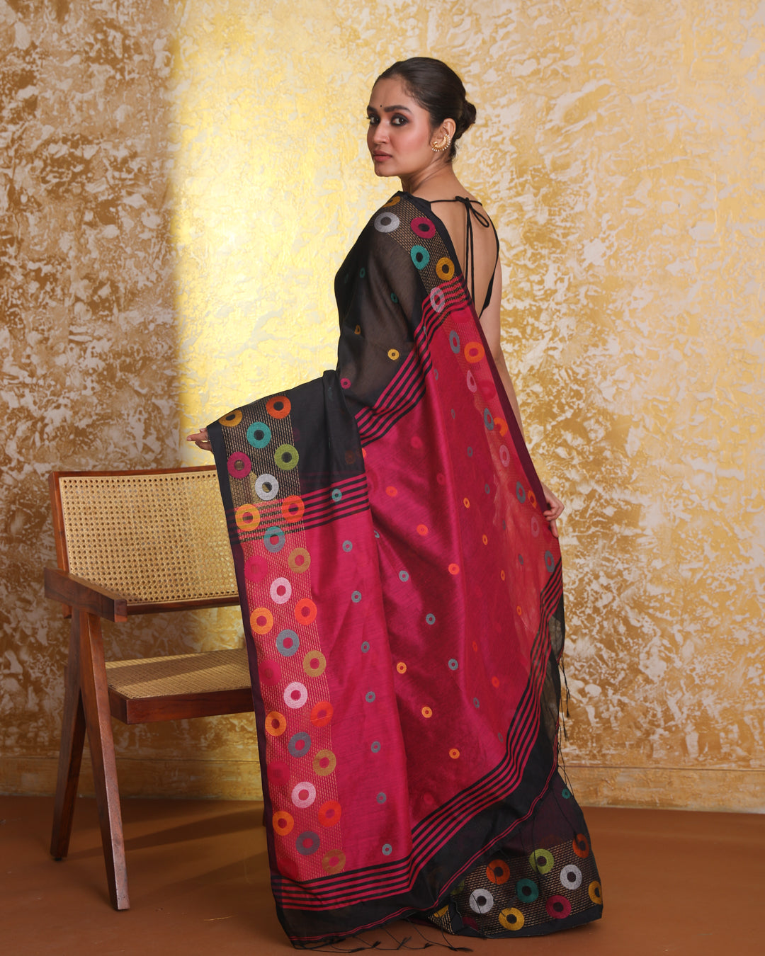 CIRCULAR HARMONY (HANDLOOM COTTON BLEND SAREE)