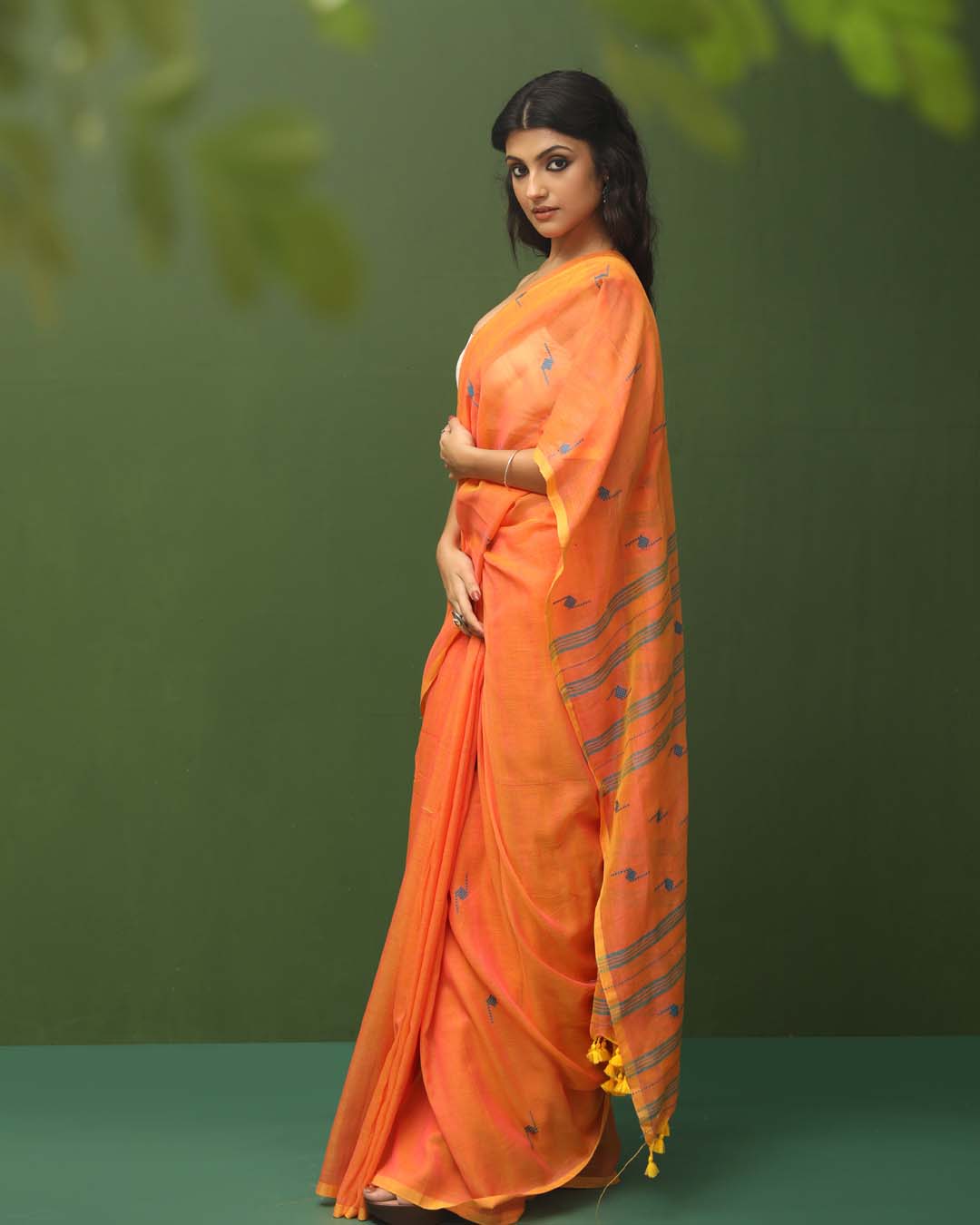 GOLDEN GLOW (HANDLOOM 100% PURE COTTON SAREE)