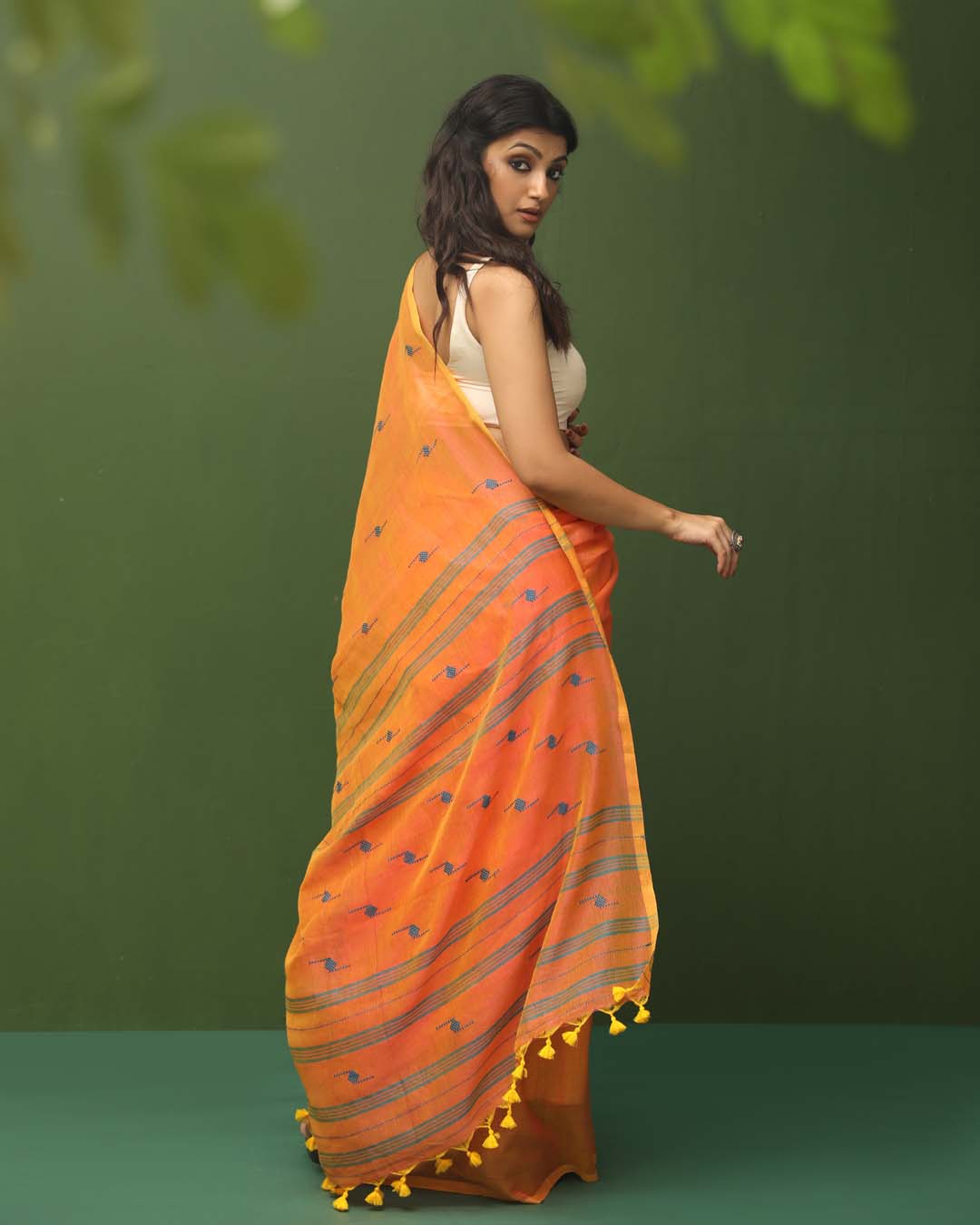 GOLDEN GLOW (HANDLOOM 100% PURE COTTON SAREE)