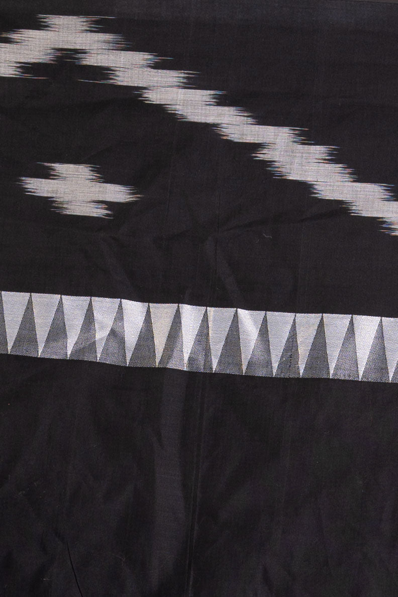 Noir Wave Ikat Bengal Handloom Cotton Saree