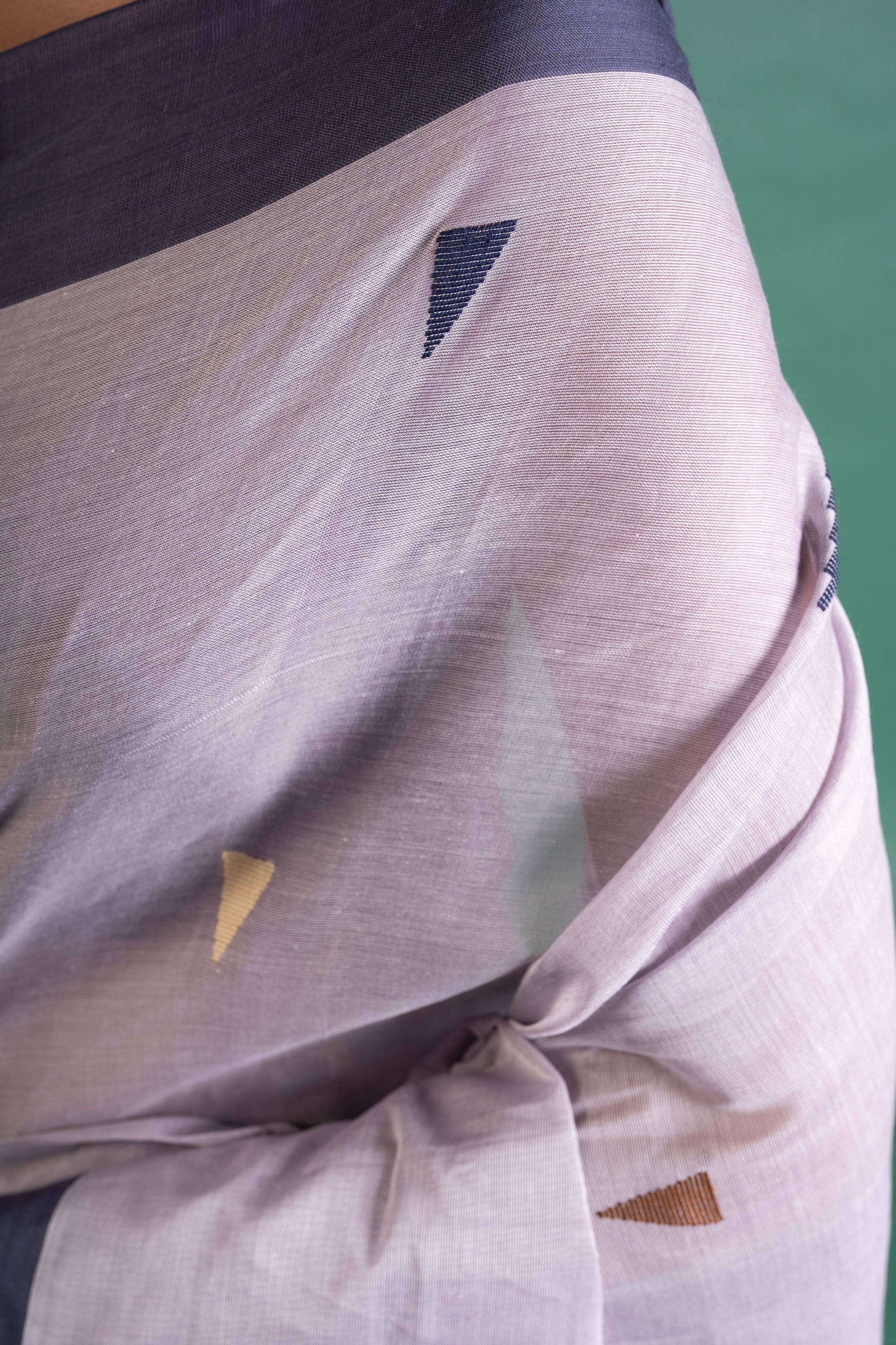 Lavender Mist Geometric Pure Handloom Saree