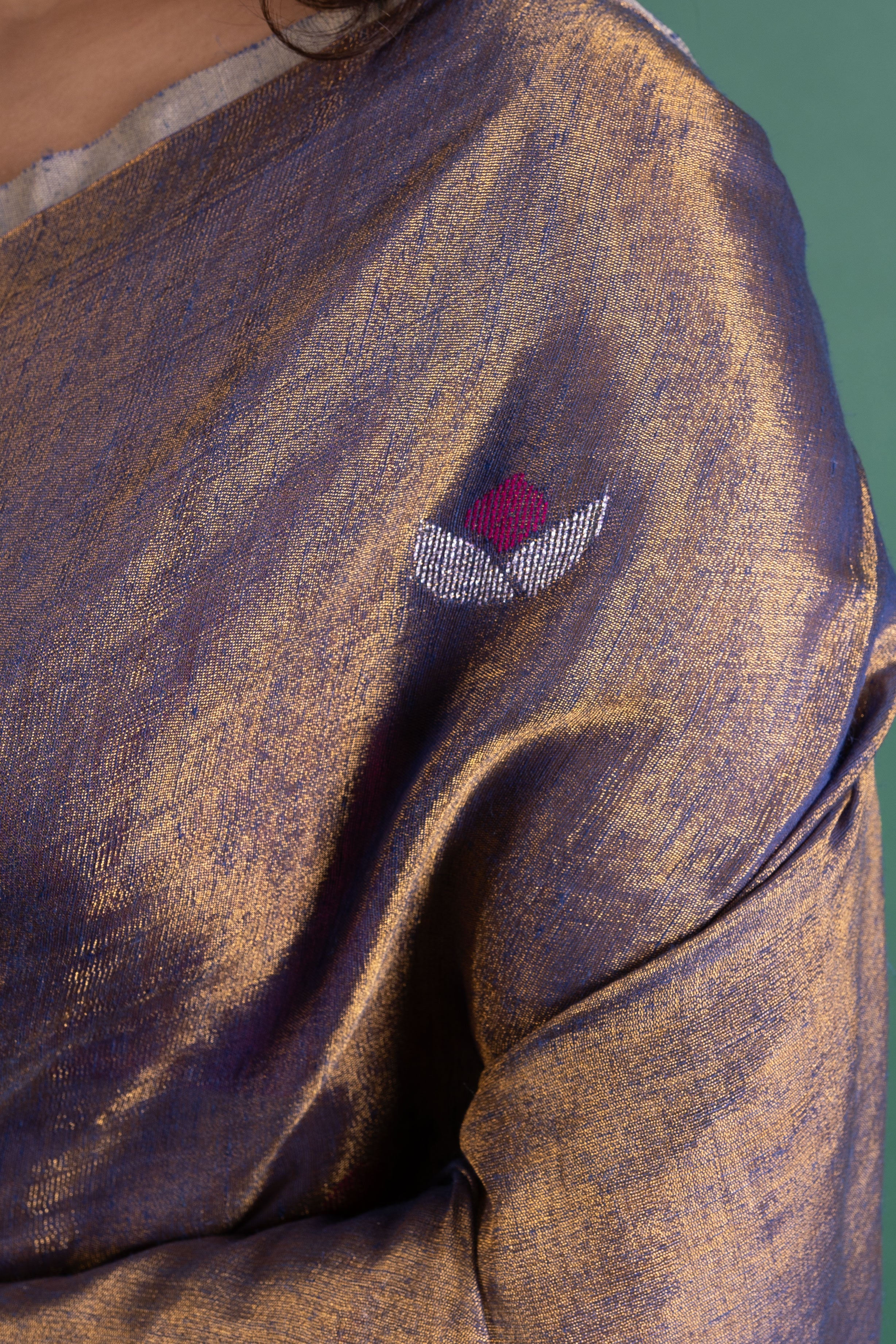 Midnight Bloom Linen Tissue Saree