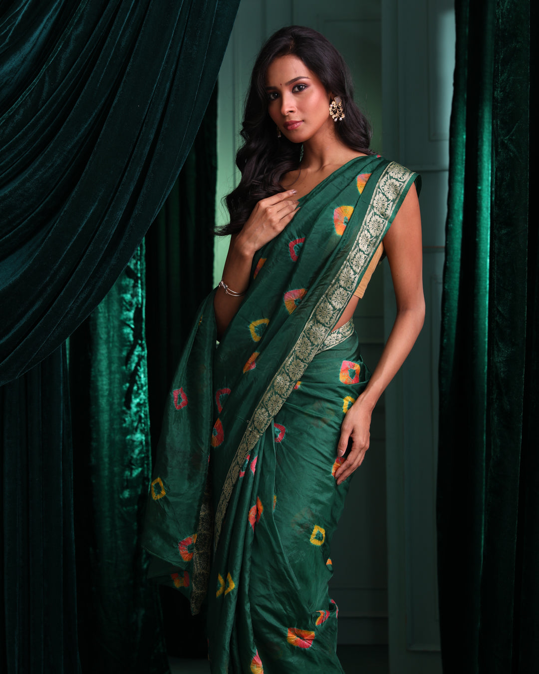 VERDANT RADIANCE (BANDHANI SILK SAREE)
