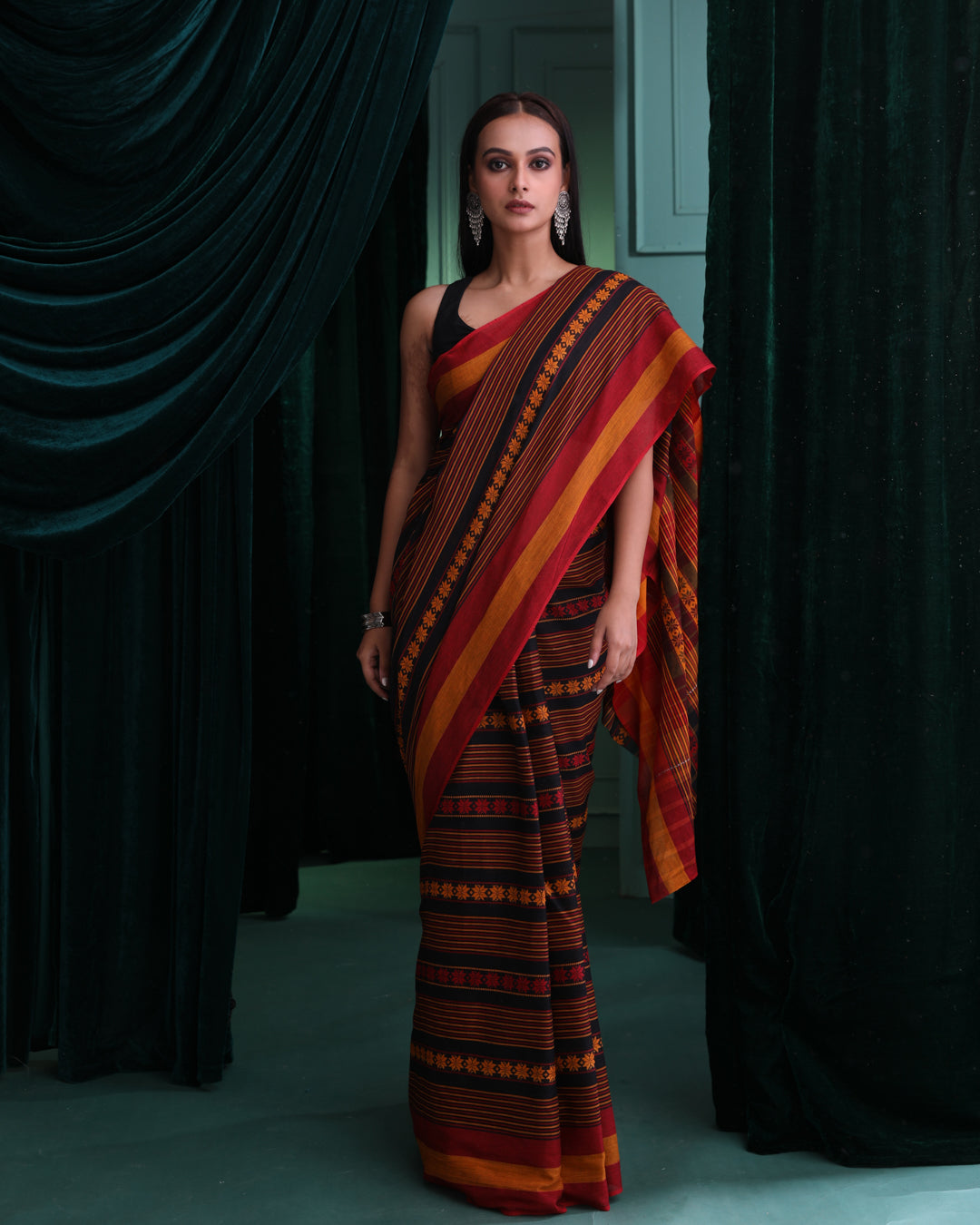 AZURE STREAKS (TAANT SAREE)
