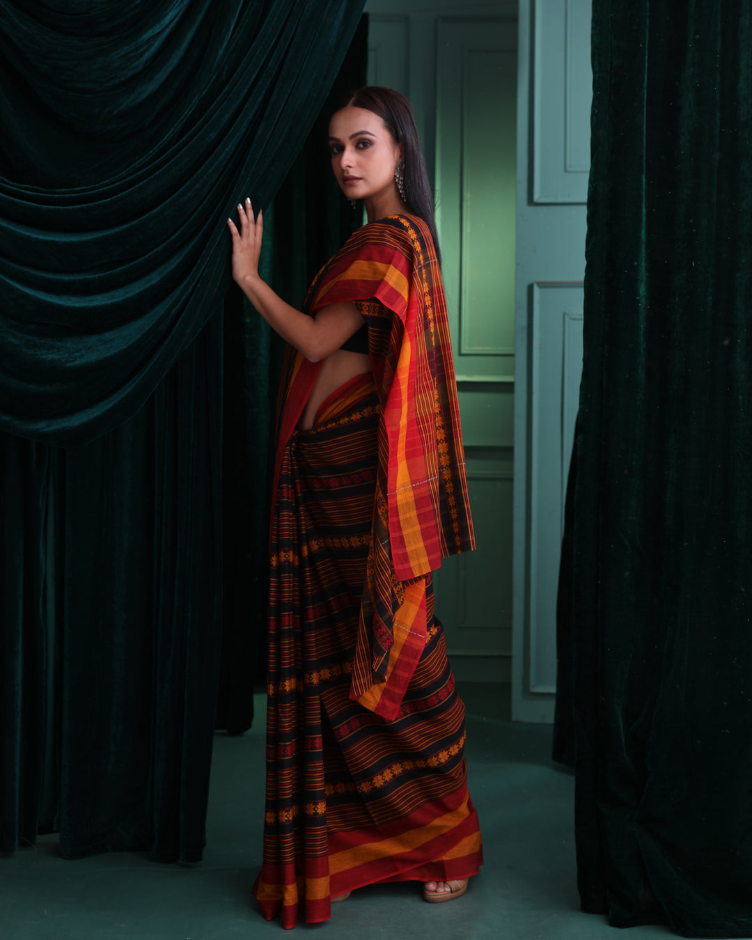 AZURE STREAKS (TAANT SAREE)