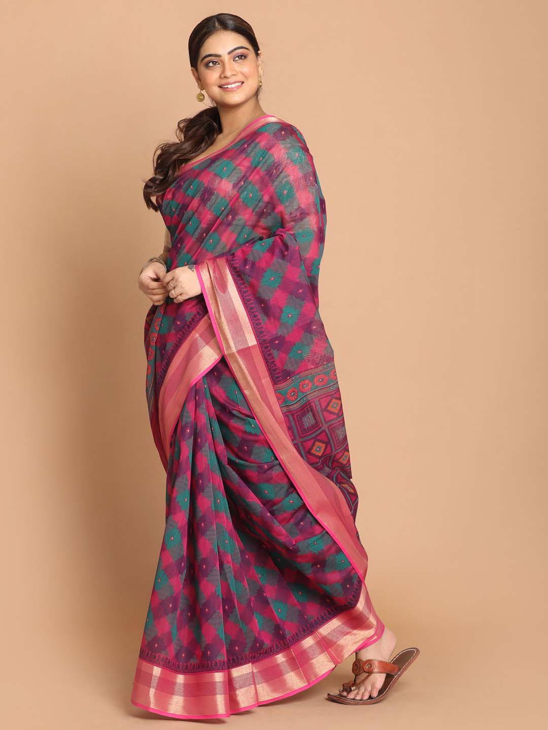 Indethnic Printed Cotton Blend Saree in Magenta - View 2