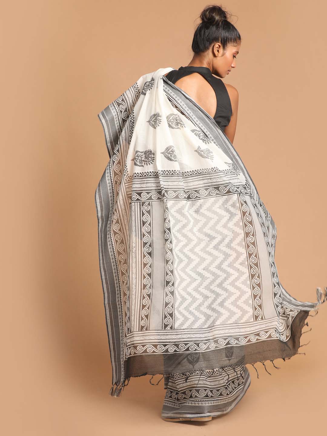 Indethnic Printed Pure Cotton Saree in Black - View 3