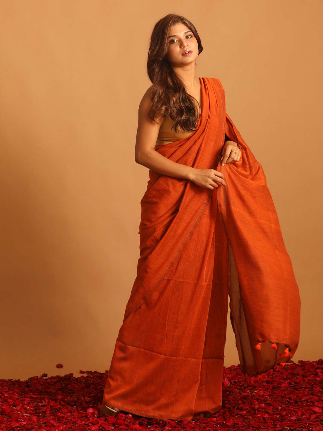Indethnic Orange Cotton Blend Solid Design Sarees - View 2