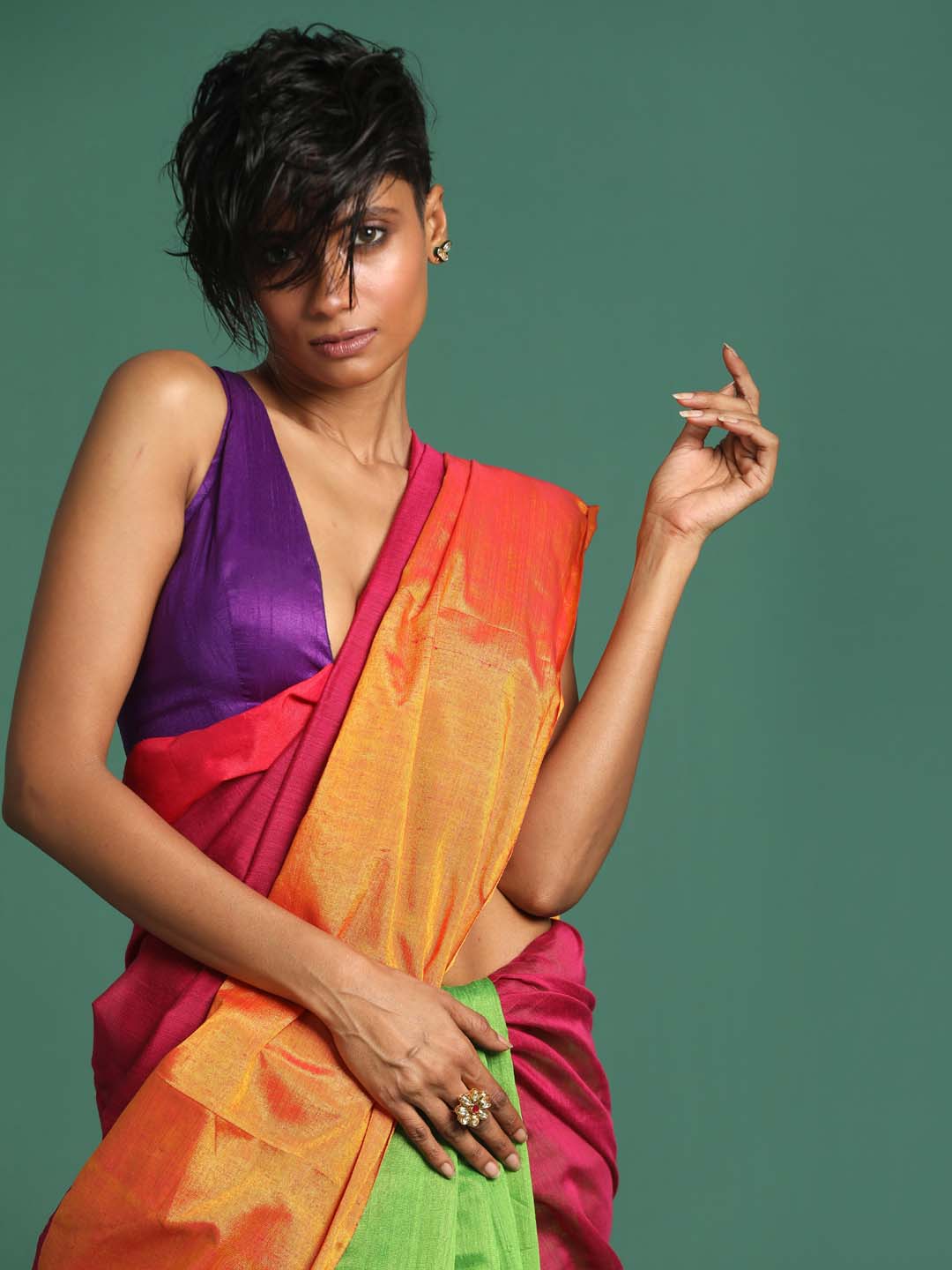 Indethnic Magenta and Green Solid Colour Blocked Saree - View 2