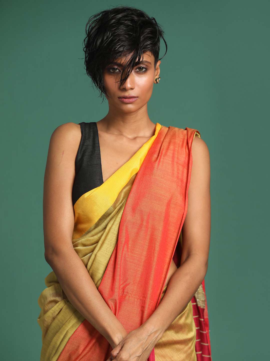 Indethnic Magenta and Beige Solid Colour Blocked Saree - View 2