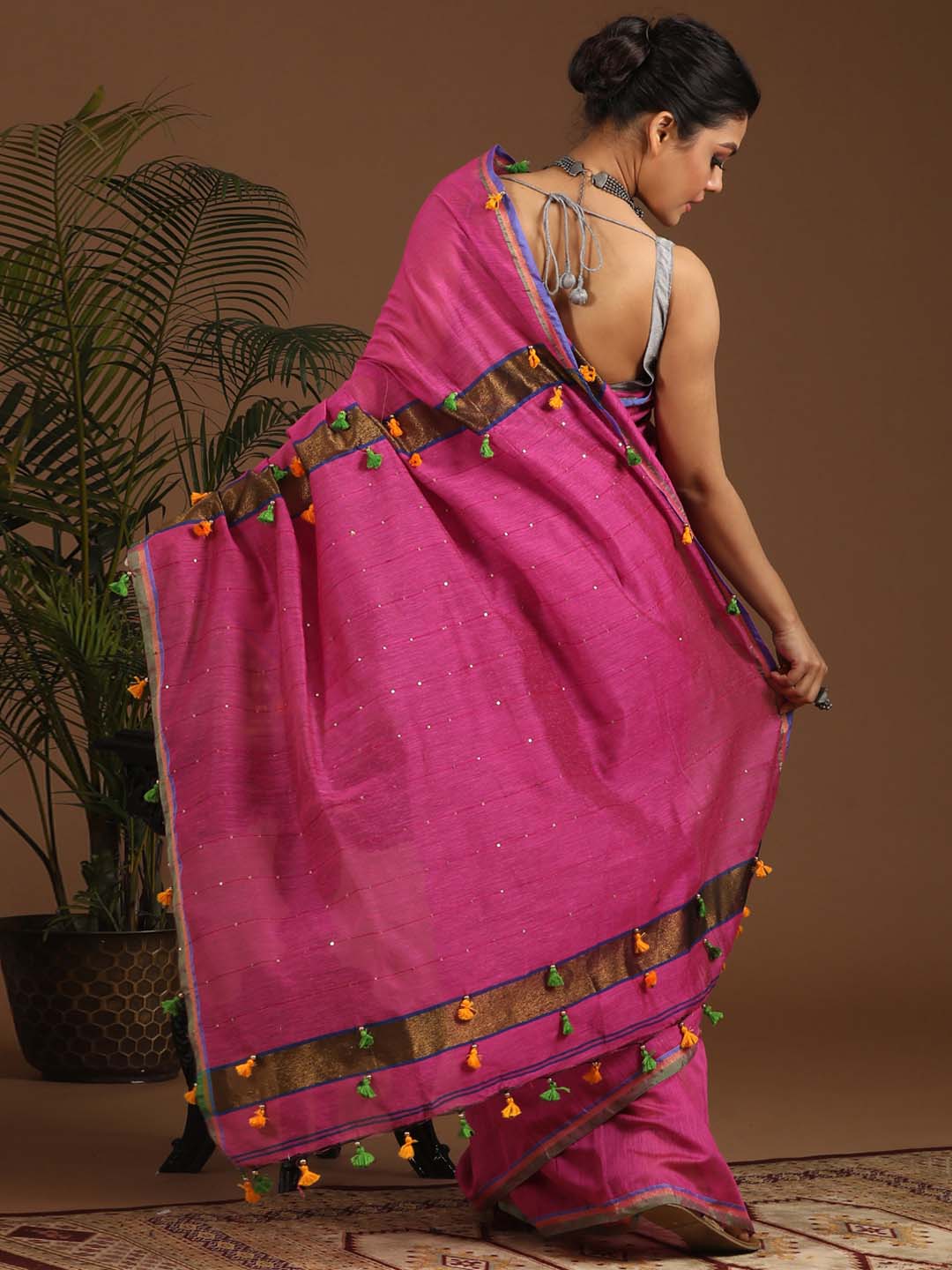 Indethnic Red and Black Solid Colour Blocked Saree with Tassles - View 3