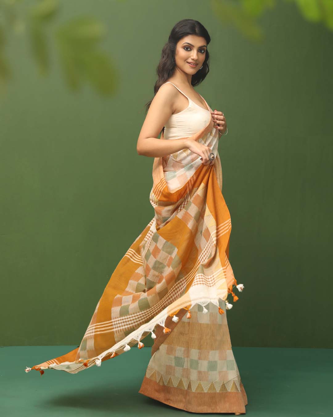 BEIGE HARMONY (HANDLOOM COTTON BLEND SAREE)