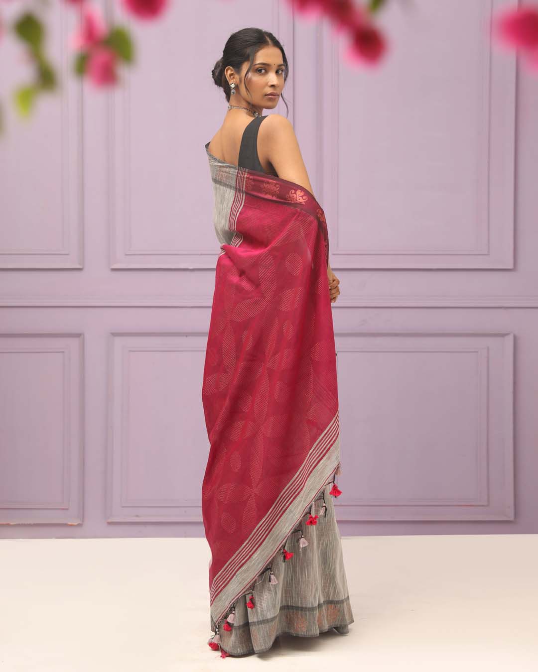 CHARCOAL CHIC (HANDLOOM COTTON BLEND SAREE)
