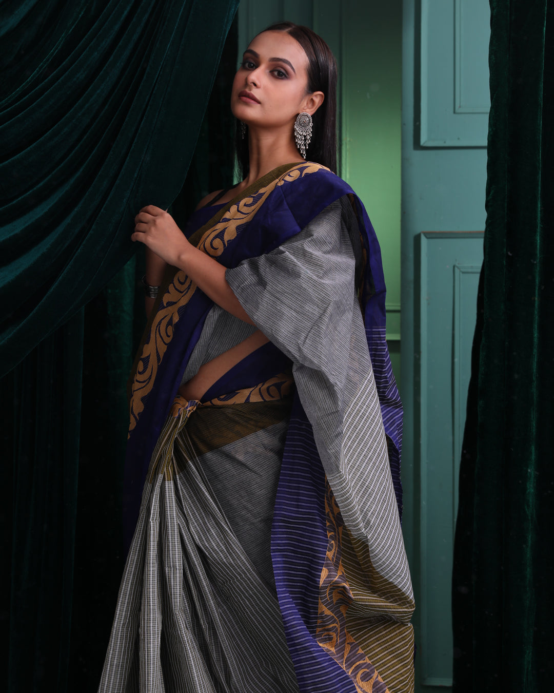 EVERYDAY GRACE (JAMDANI SAREE)