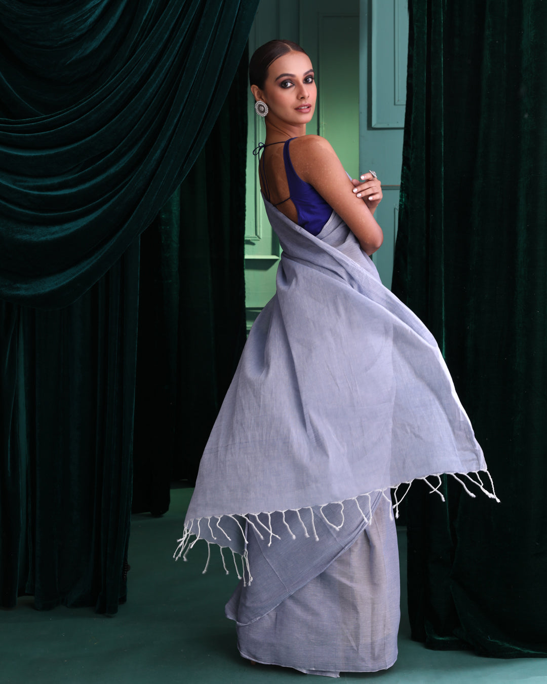 TIMELESS GRACE (HANDLOOM 100% PURE COTTON SAREE)