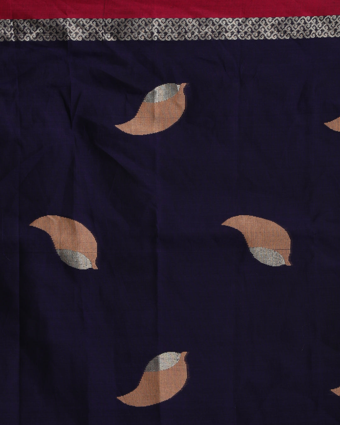 MAGENTA MAJESTY (HANDLOOM 100% PURE COTTON SAREE)