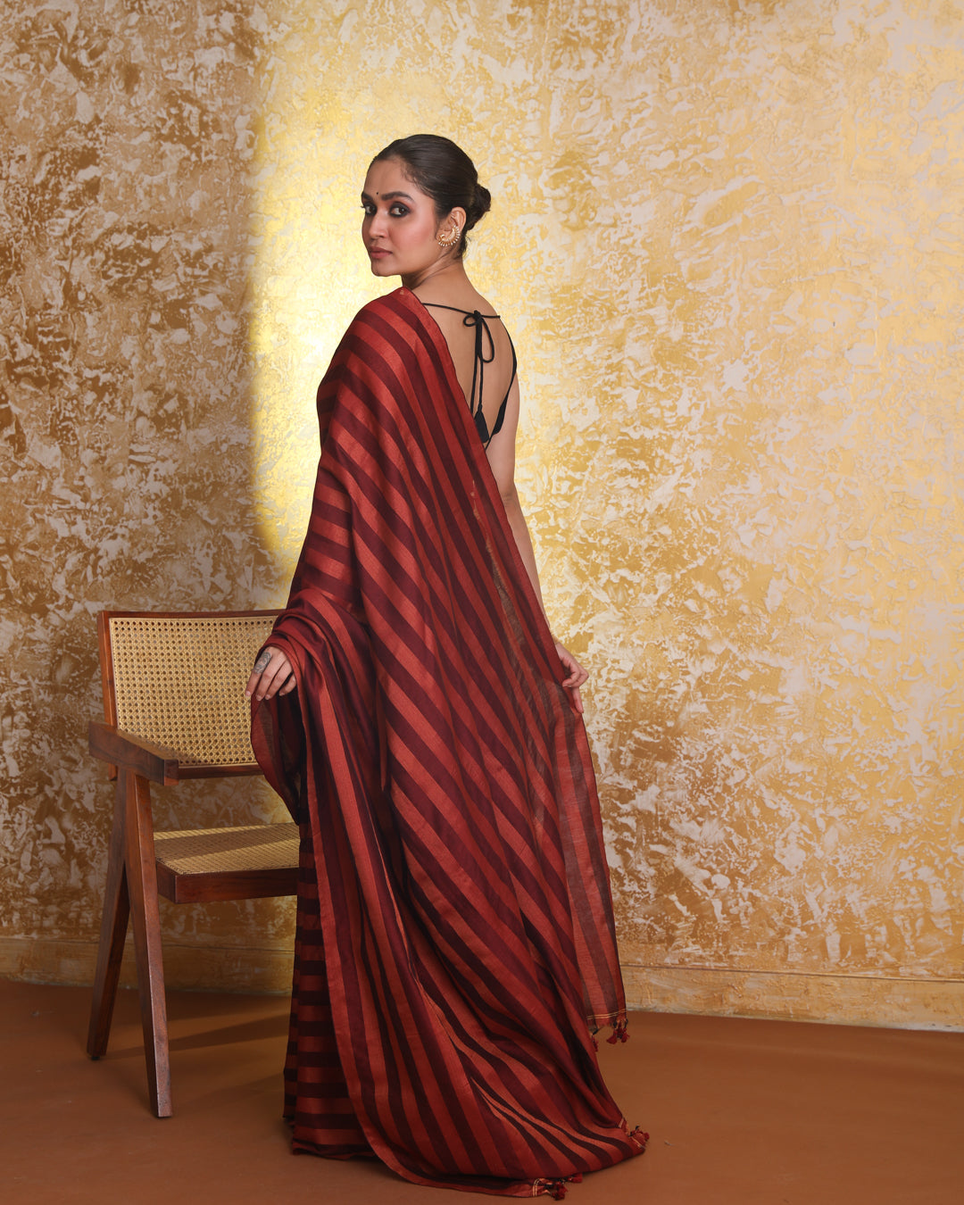 RESOLUTE ELEGANCE (HANDLOOM 100% PURE COTTON SAREE)
