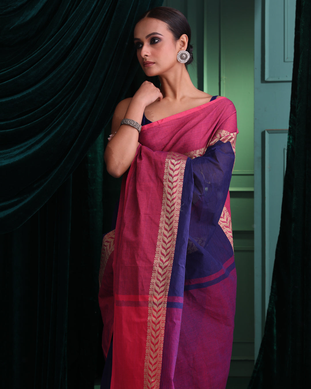 MIDNIGHT GRACE (JAMDANI SAREE)