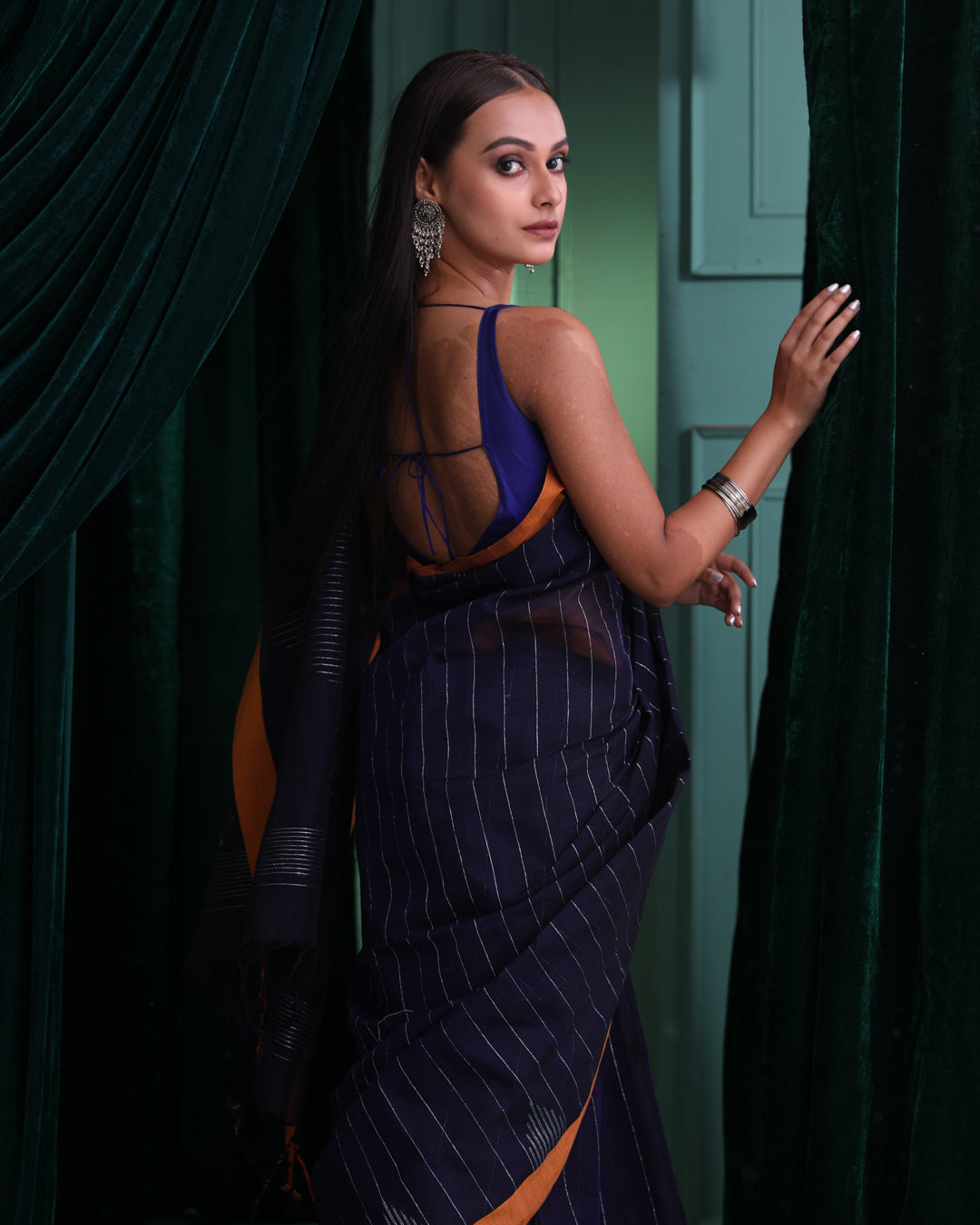 MIDNIGHT STRIPES (JAMDANI SAREE)