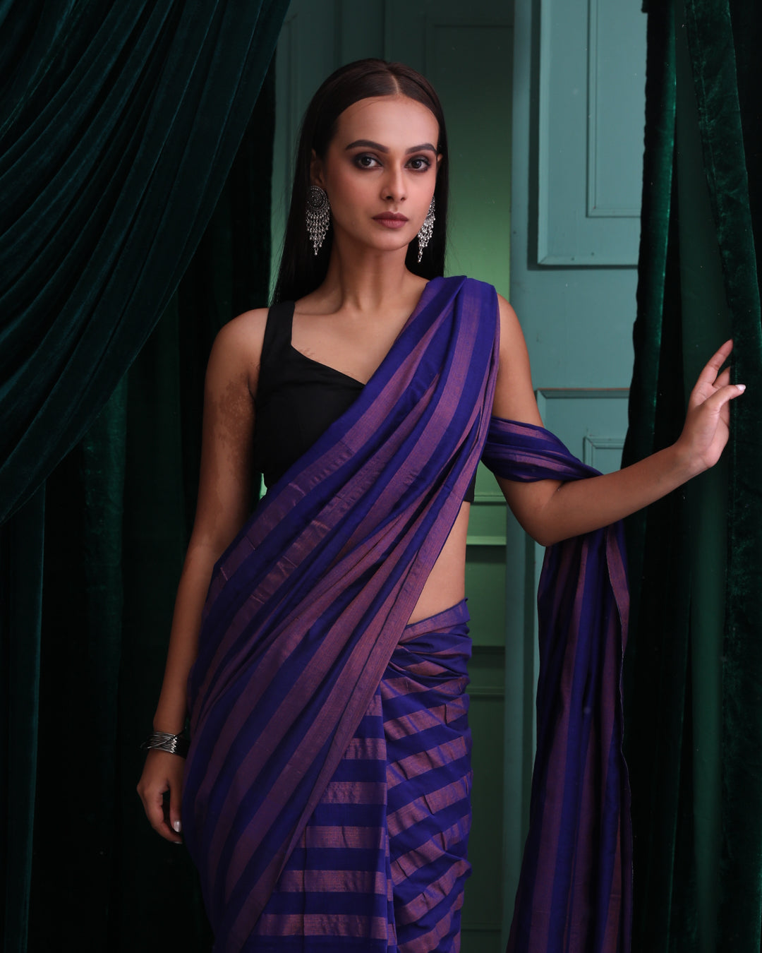 MIDNIGHT ELEGANCE (HANDLOOM 100% PURE COTTON SAREE)