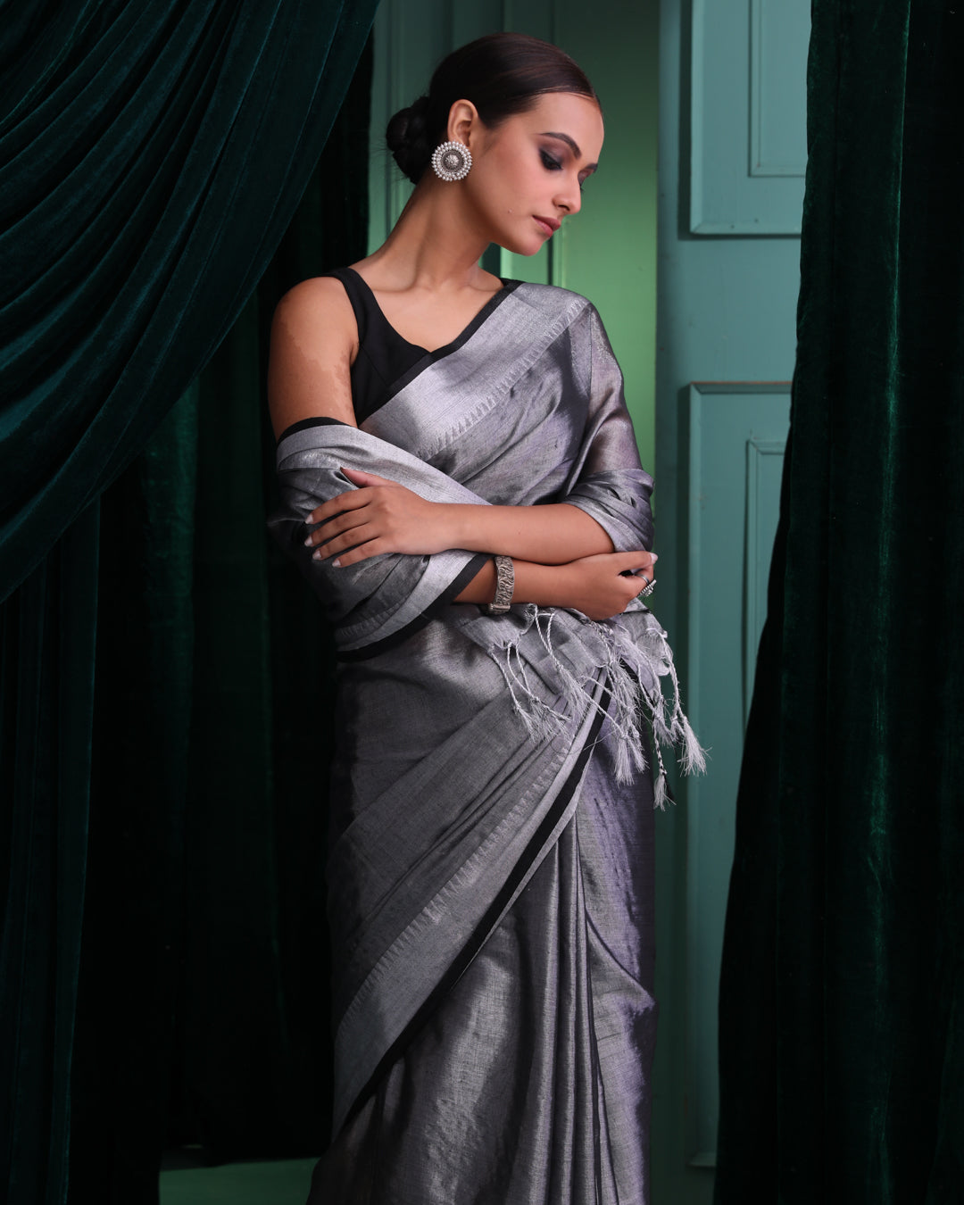 MIDNIGHT LUXE (HANDLOOM COTTON BLEND SAREE)