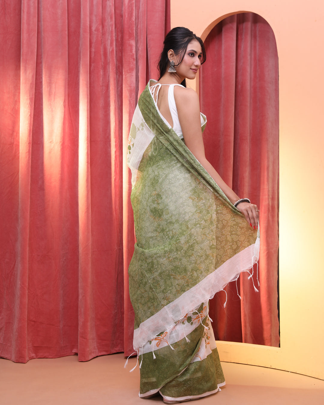 VERDANT WHISPER (HANDLOOM POLYESTER SAREE)